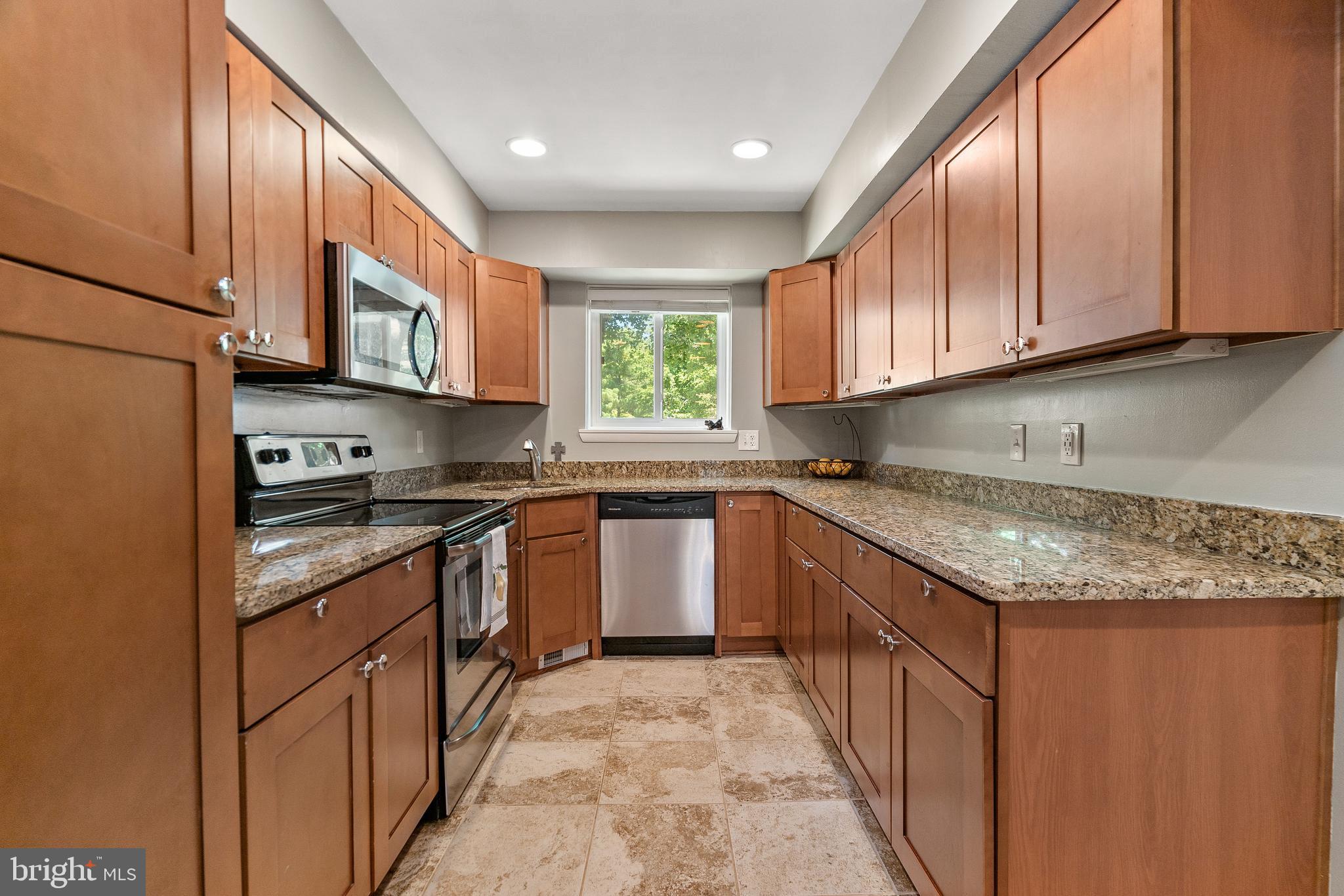 11011 Saffold Way Reston, VA 20190 - Photo 13 of 44
