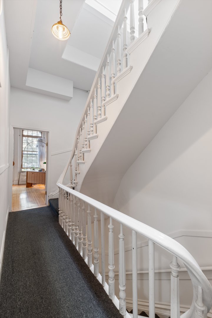 1239 North Dearborn Street Chicago, IL 60610 - Photo 10 of 30 a view of entryway
