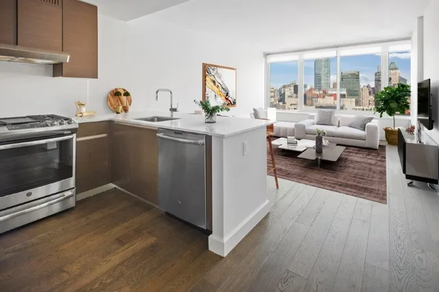 $5,350 | 315 West 33rd Street, Unit 29H | Hudson Yards