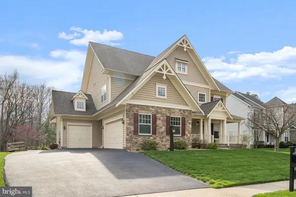 $939,000 | 4045 Cray Drive, Warrenton, VA 20187