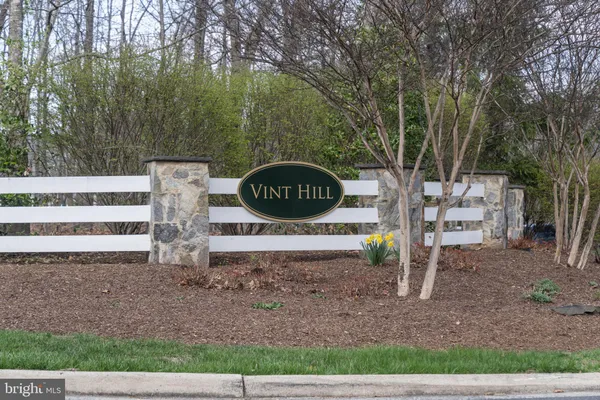 $939,000 | 4045 Cray Drive, Warrenton, VA 20187