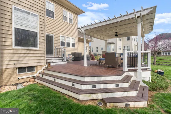 $939,000 | 4045 Cray Drive, Warrenton, VA 20187