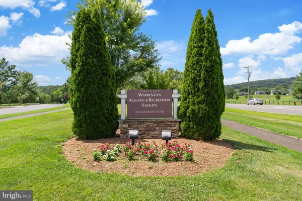 $939,000 | 4045 Cray Drive, Warrenton, VA 20187