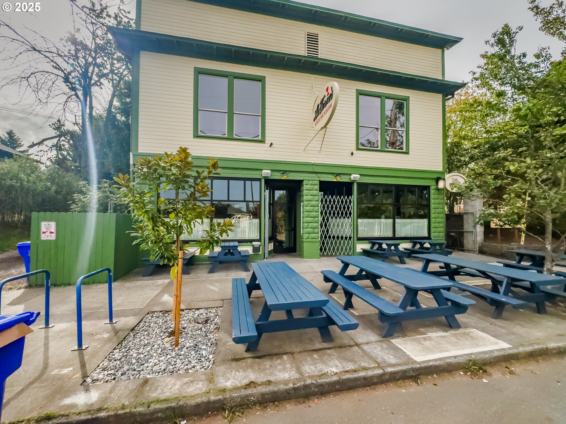 6810 Northeast 6th Avenue Portland, OR 97211 - Photo 18 of 23