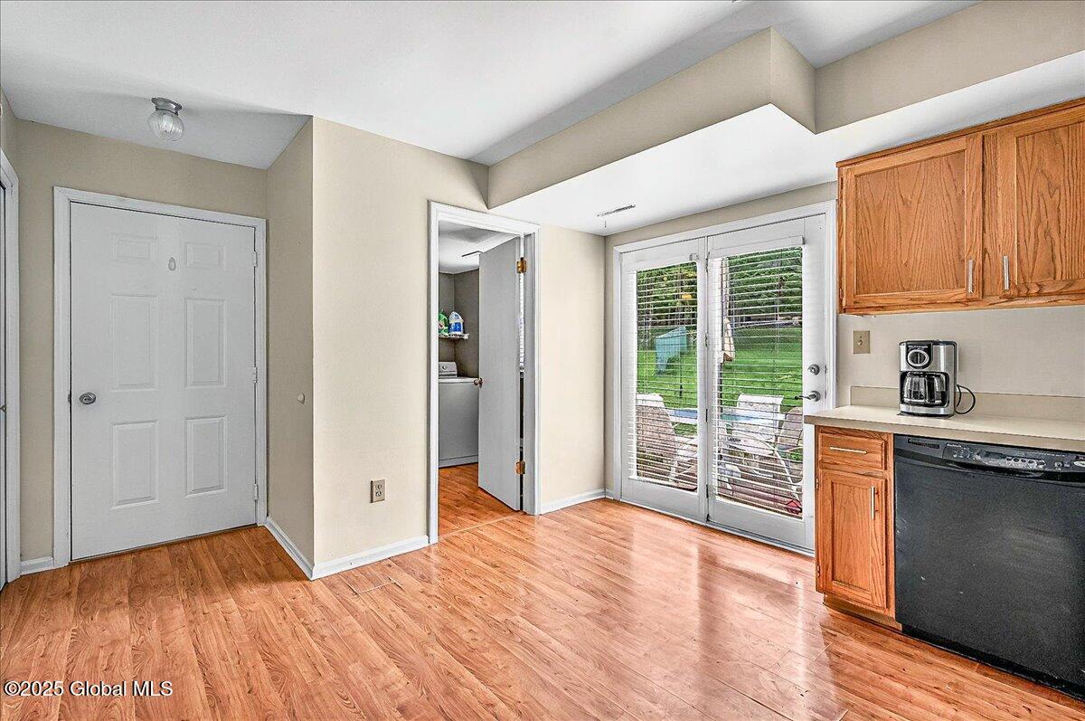 15 Gordon Court Rensselaer, NY 12144 - Photo 13 of 25 20-15 GORDON CT-14