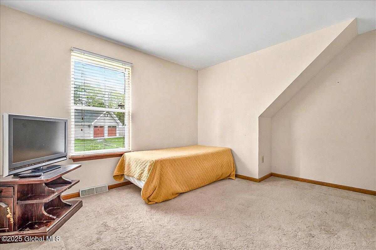 15 Gordon Court Rensselaer, NY 12144 - Photo 14 of 25 15-15 GORDON CT-17