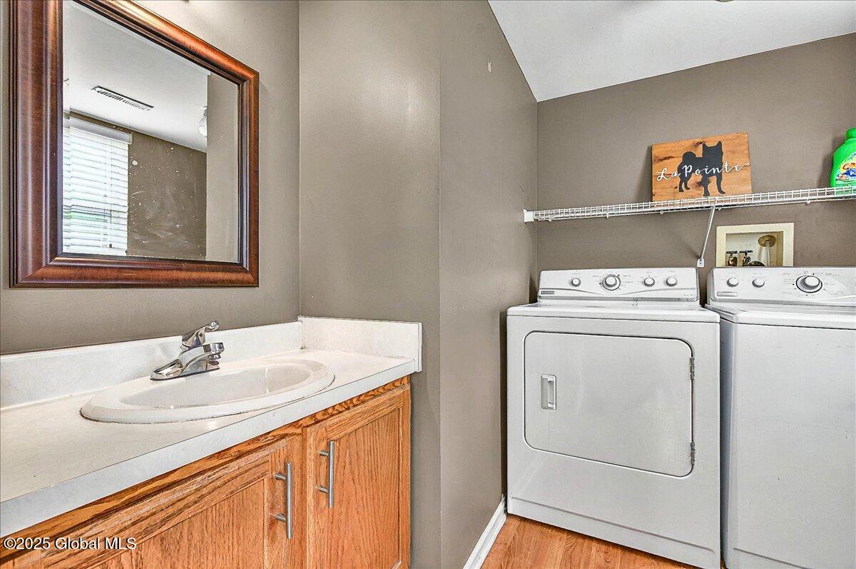 15 Gordon Court Rensselaer, NY 12144 - Photo 9 of 25 27-15 GORDON CT-6