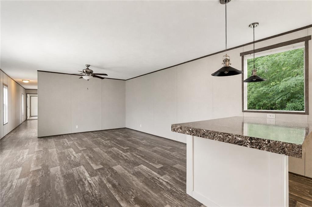 195 Falls Church Road Imperial, PA 15126 - Photo 7 of 32 Gallery Image 7