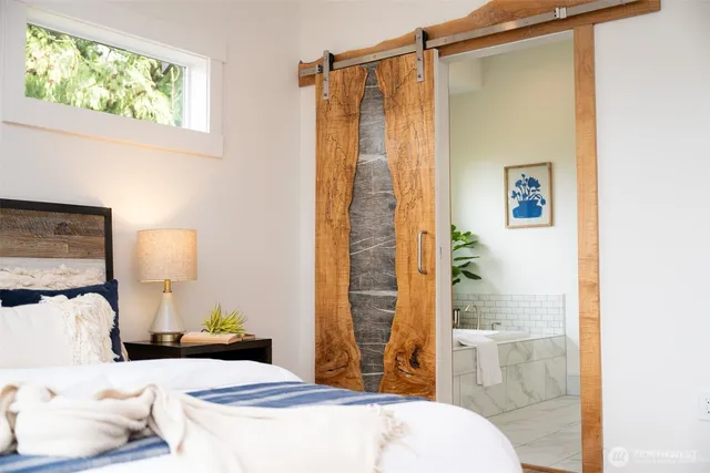 $899,000 | 104 Grand View Lane, Bellingham, WA 98229