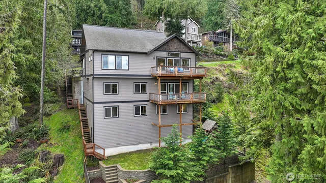 $899,000 | 104 Grand View Lane, Bellingham, WA 98229