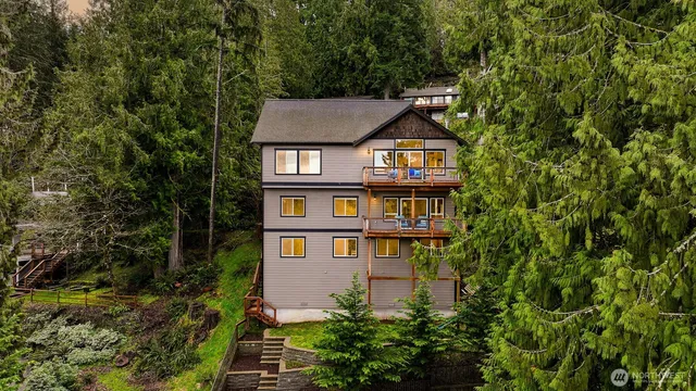 $899,000 | 104 Grand View Lane, Bellingham, WA 98229