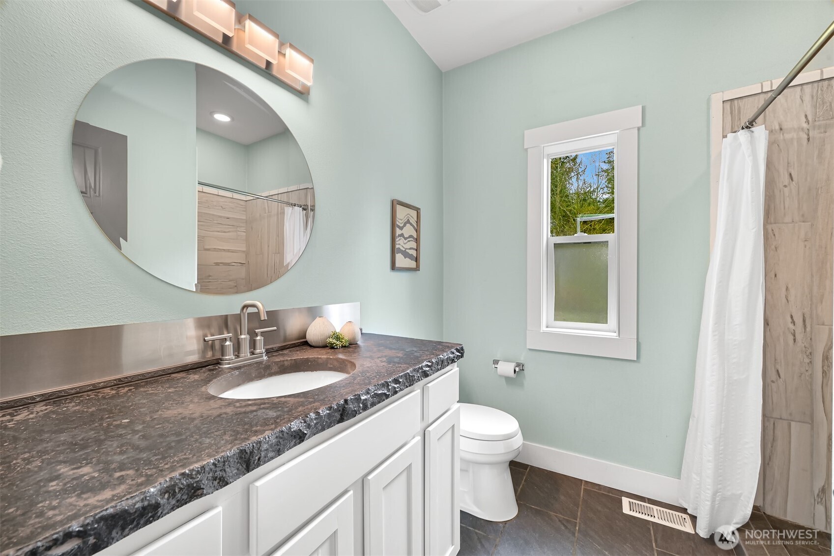 104 Grand View Lane Bellingham, WA 98229 - Photo 8 of 40