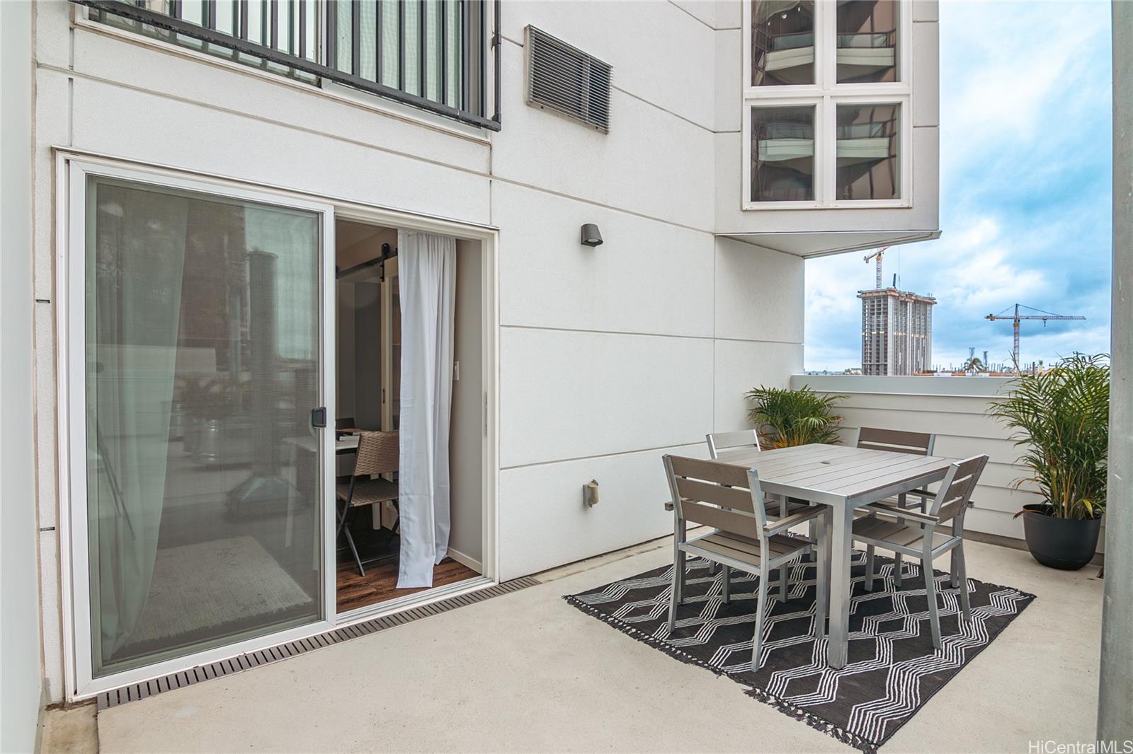 803 Waimanu Street, Unit 512 Honolulu, HI 96813 - Photo 9 of 19