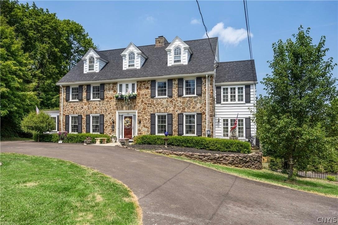 68 Paris Road New Hartford, NY 13413 - Photo 2 of 50