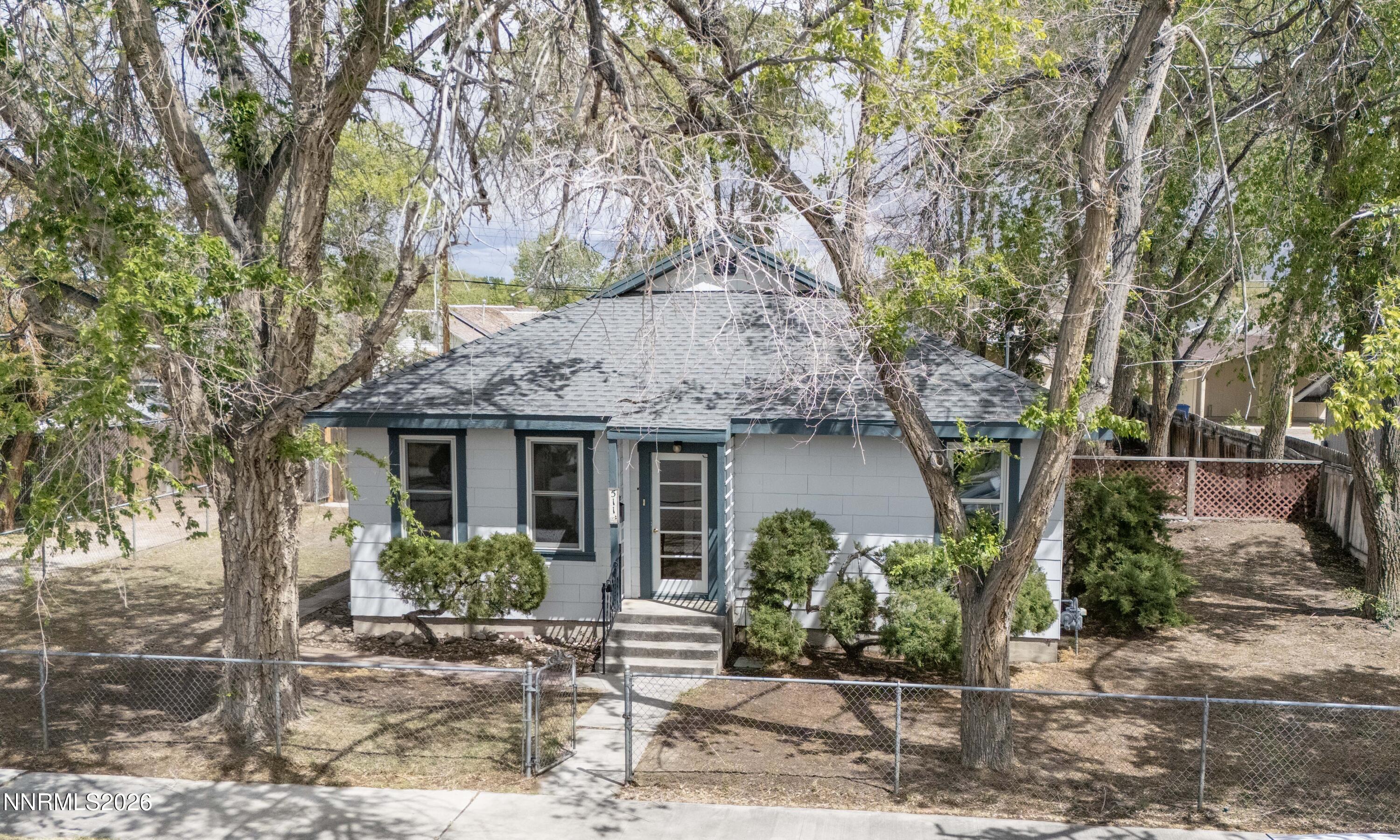 511 Churchill Street Fallon, NV 89406 - Photo 33 of 37 a front view of a house with garden