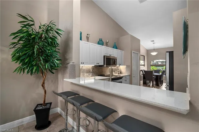 $10,000 | 6553 Castlelawn Place, Unit 47, Naples, FL 34113