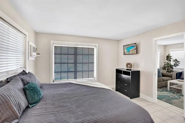 $1,795 | 3226 Northeast 12th Street, Unit 5, Pompano Beach, FL 33062