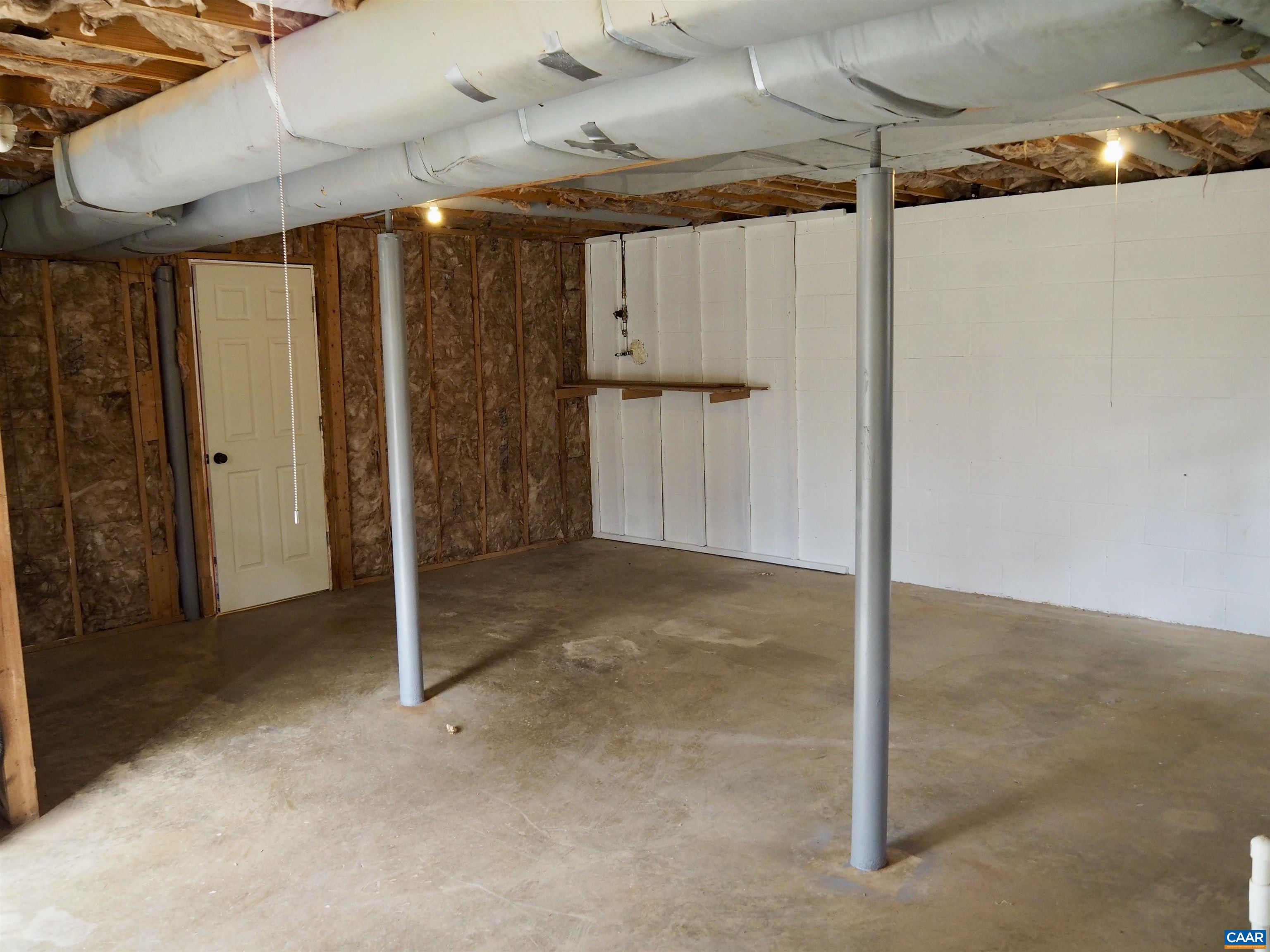 4646 Woods Edge Road Troy, VA 22974 - Photo 25 of 32