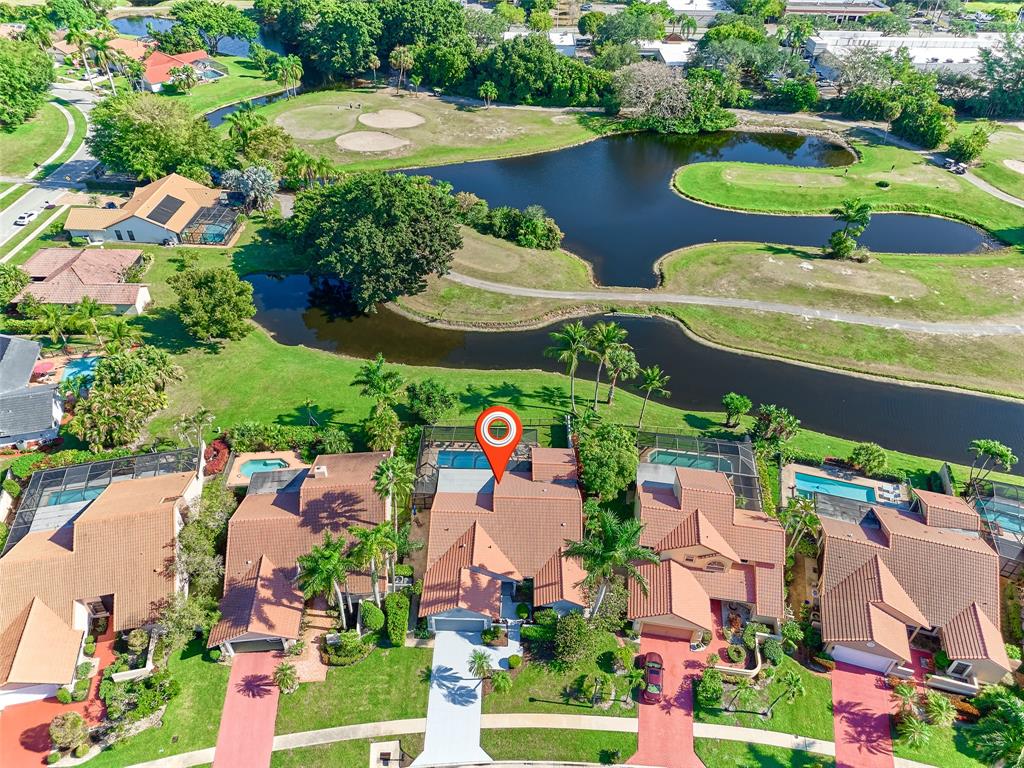 19284 Cherry Hills Terrace Boca Raton, FL 33498 - Photo 41 of 45 an aerial view of residential houses and outdoor space