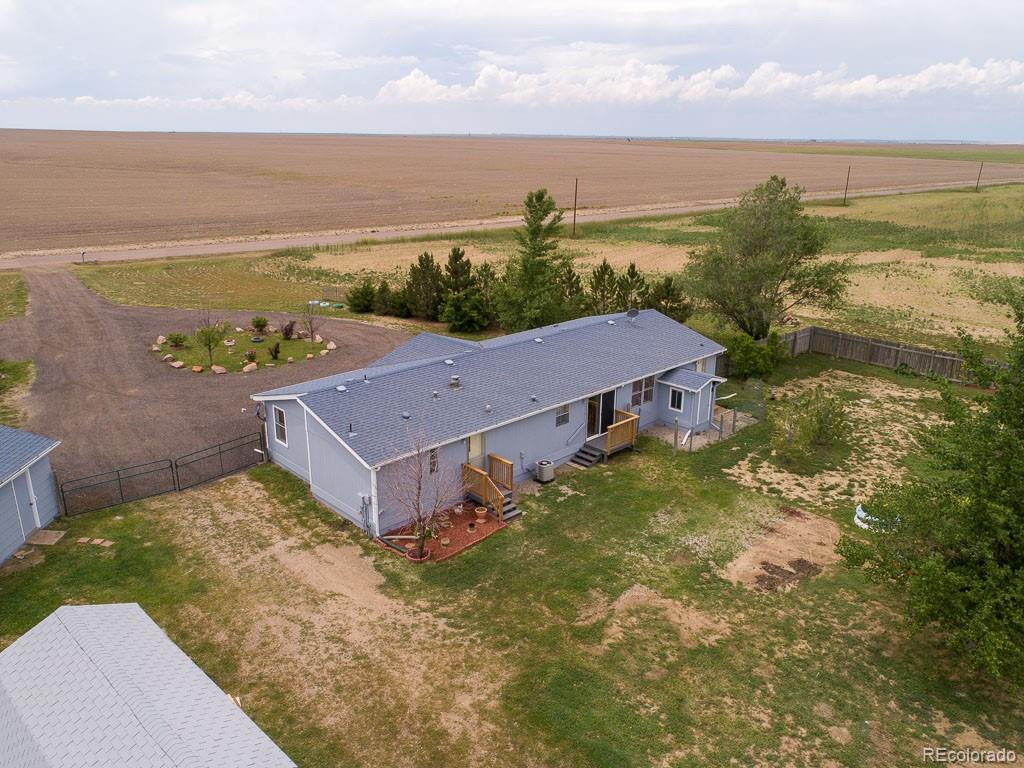 5240 Schumaker Road Bennett, CO 80102 - Photo 3 of 21 Gallery Image 3