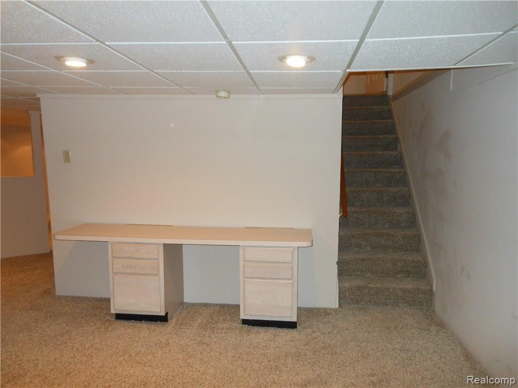 356 Meadow Bridge Drive, Unit 120 Rochester Hills, MI 48307 - Photo 27 of 34