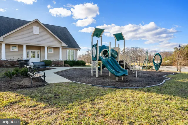 $425,000 | 87 Clydesdale Lane, Prince Frederick, MD 20678