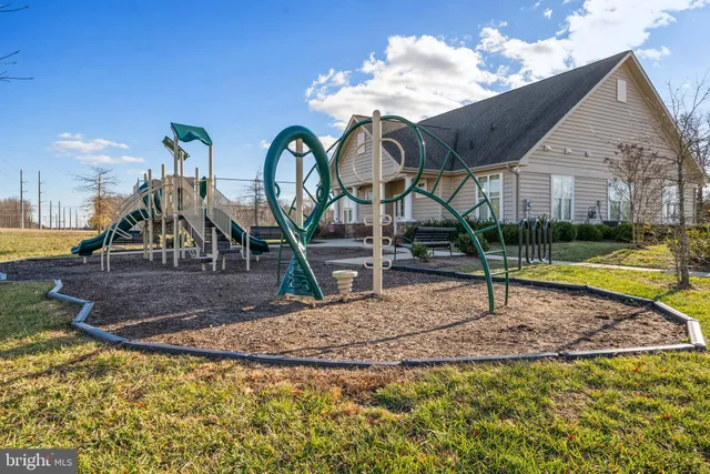 $425,000 | 87 Clydesdale Lane, Prince Frederick, MD 20678