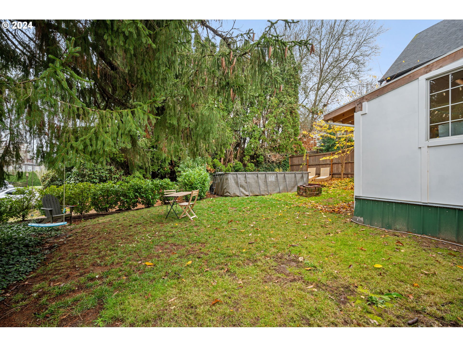 5334 Southwest Florida Street Portland, OR 97219 - Photo 34 of 41 Gallery Image 34