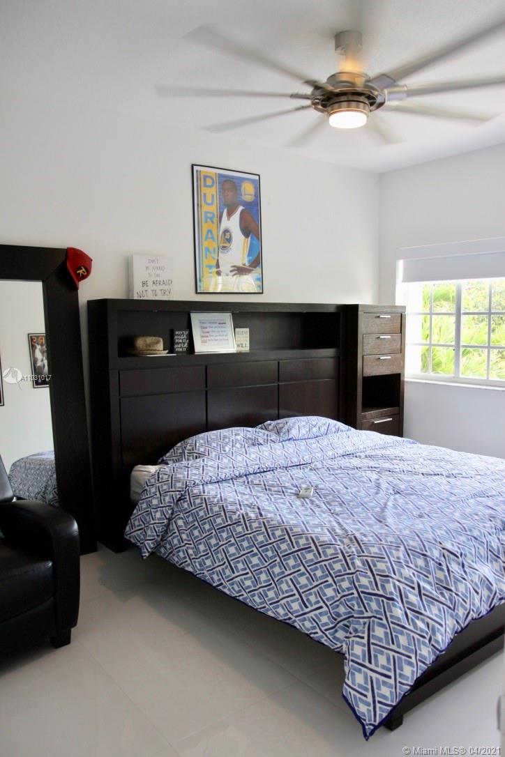 Doral Isles Doral, FL 33178 - Photo 21 of 26