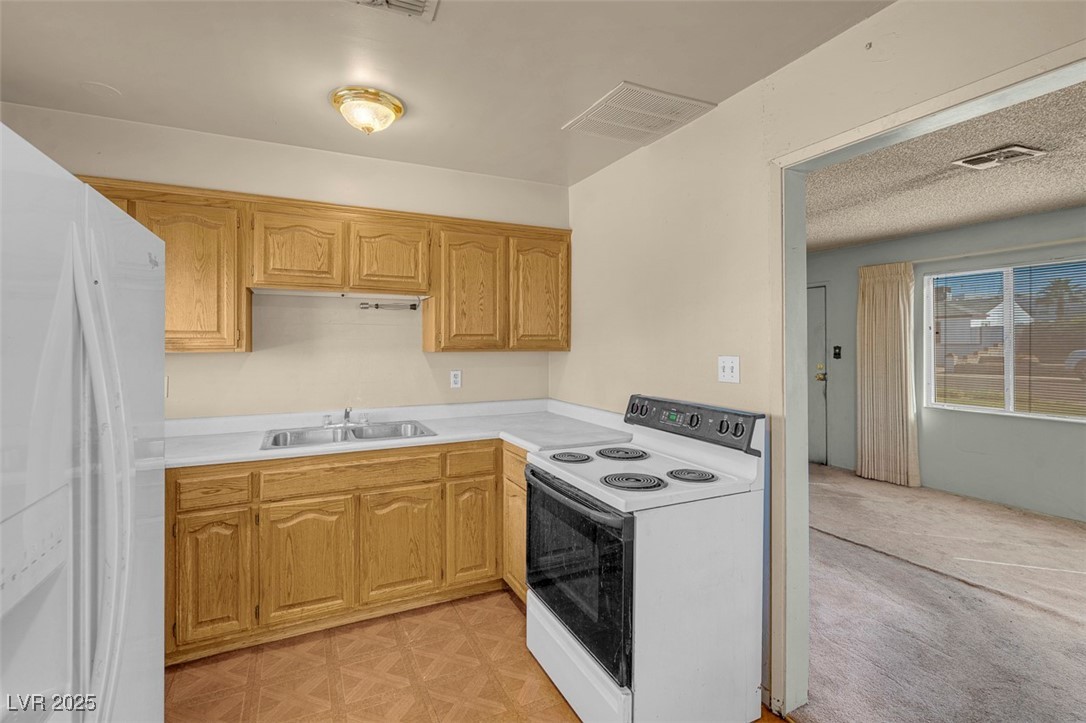 32 Mallory Street Henderson, NV 89015 - Photo 8 of 24