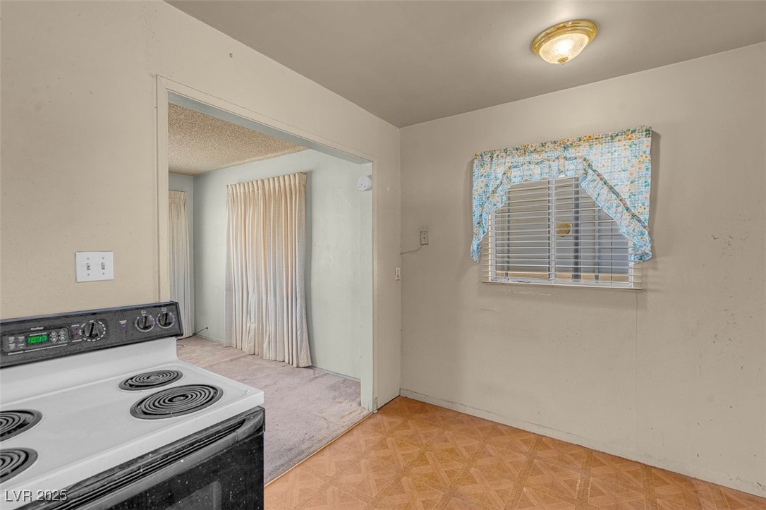 32 Mallory Street Henderson, NV 89015 - Photo 10 of 24