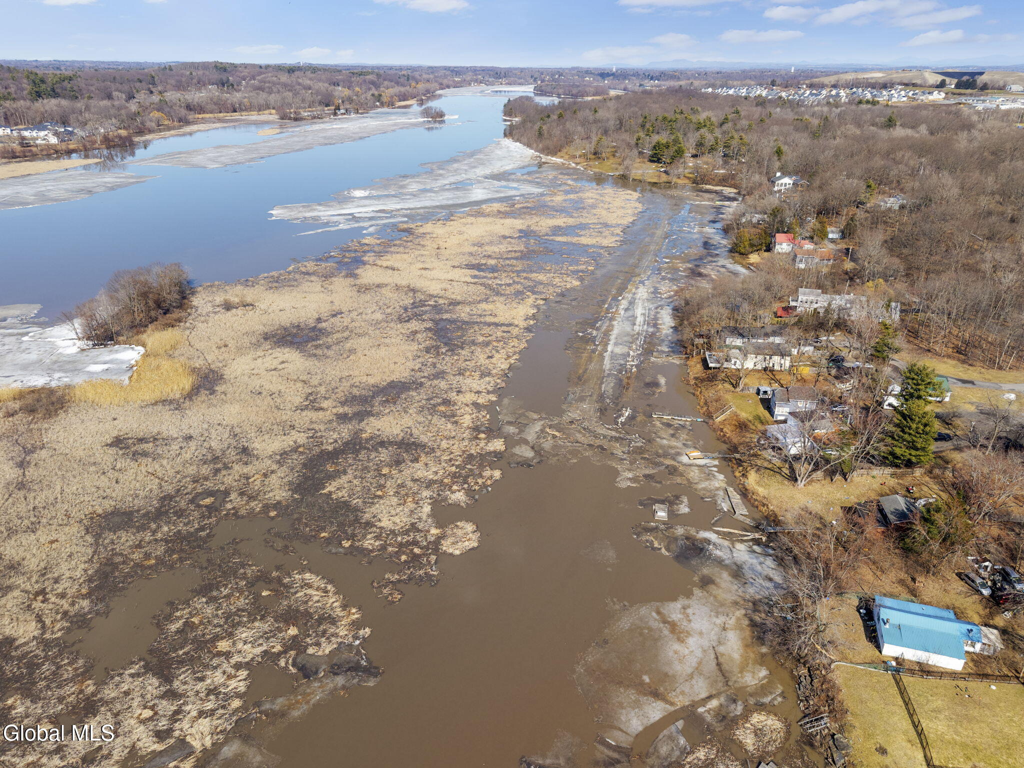 101 Schermerhorn Road Cohoes, NY 12047 - Photo 10 of 15 8-101 Schermerhorn Rd08