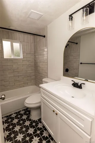 $265,000 | 379 West 2nd Street, Center, CO 81125