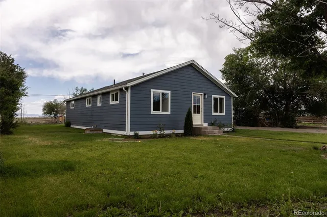 $265,000 | 379 West 2nd Street, Center, CO 81125