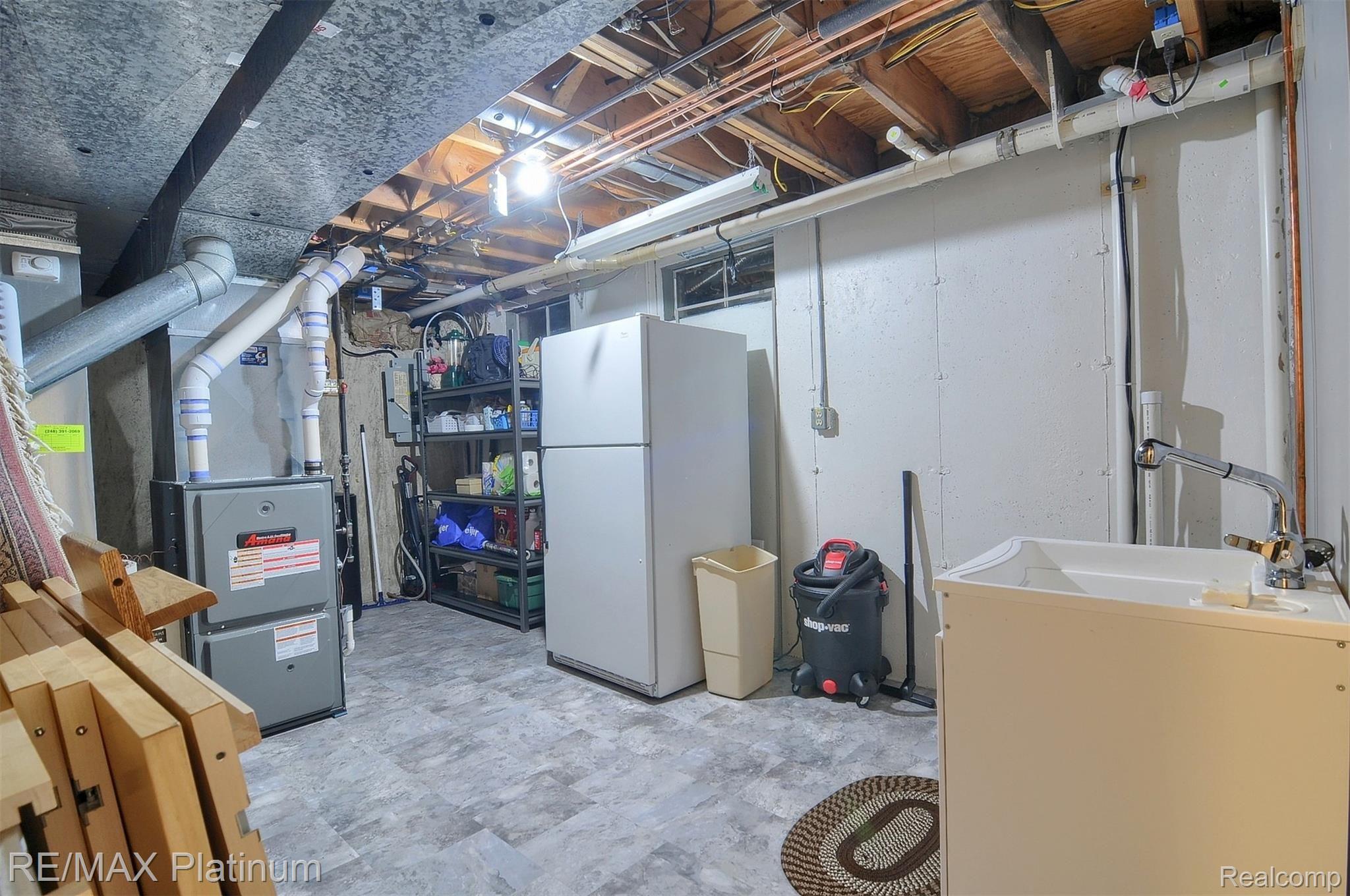 8375 Foster Road Clarkston, MI 48346 - Photo 32 of 42 32-Utility Room.jpg