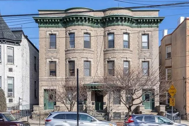 $619,000 | 312 Monastery Place, Unit 3R, Union City, NJ 07087