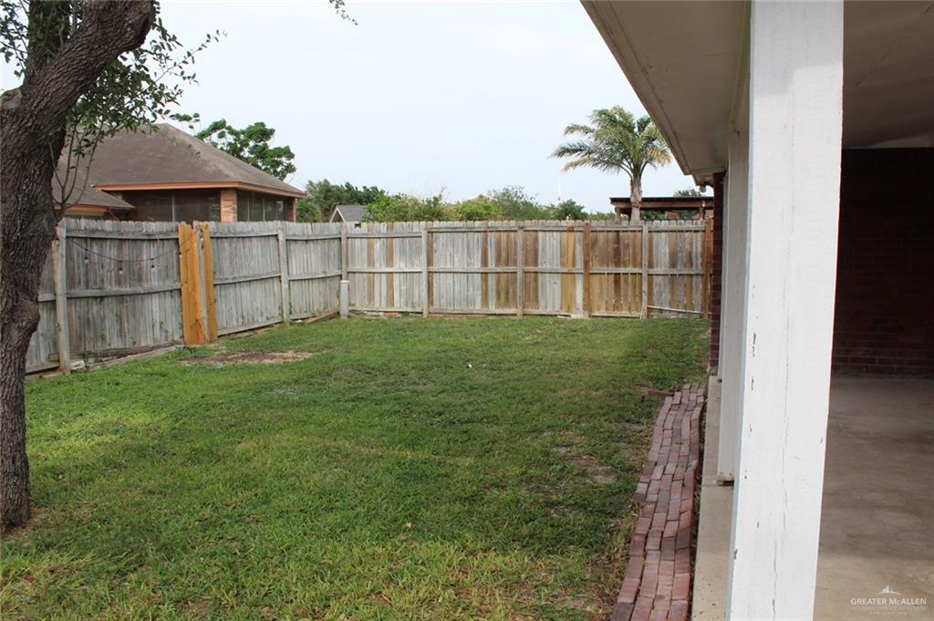 3824 Umar Avenue McAllen, TX 78504 - Photo 9 of 15 a view of a backyard