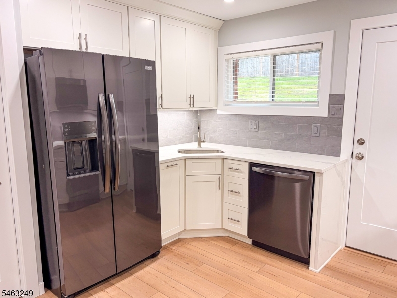 285 Stamets Road, Unit 2 Milford, NJ 08848 - Photo 14 of 32 Gallery Image 14
