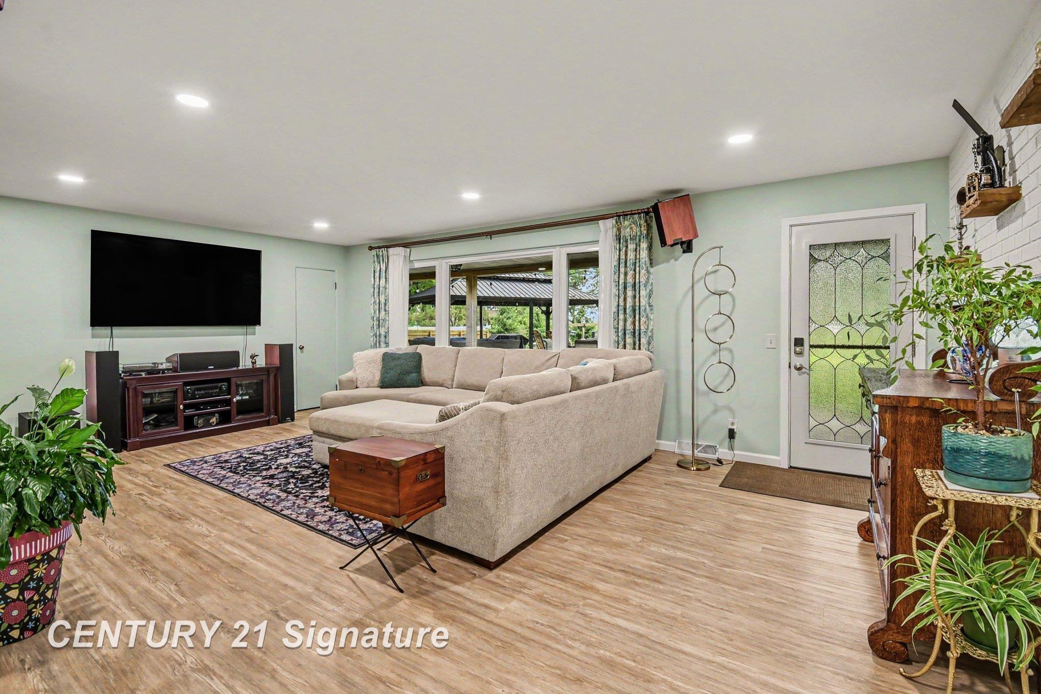 772 Midland Road Bay City, MI 48706 - Photo 6 of 30