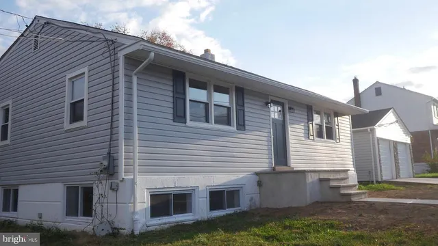 $449,000 | 182 Berkley Avenue, Lansdowne, PA 19050