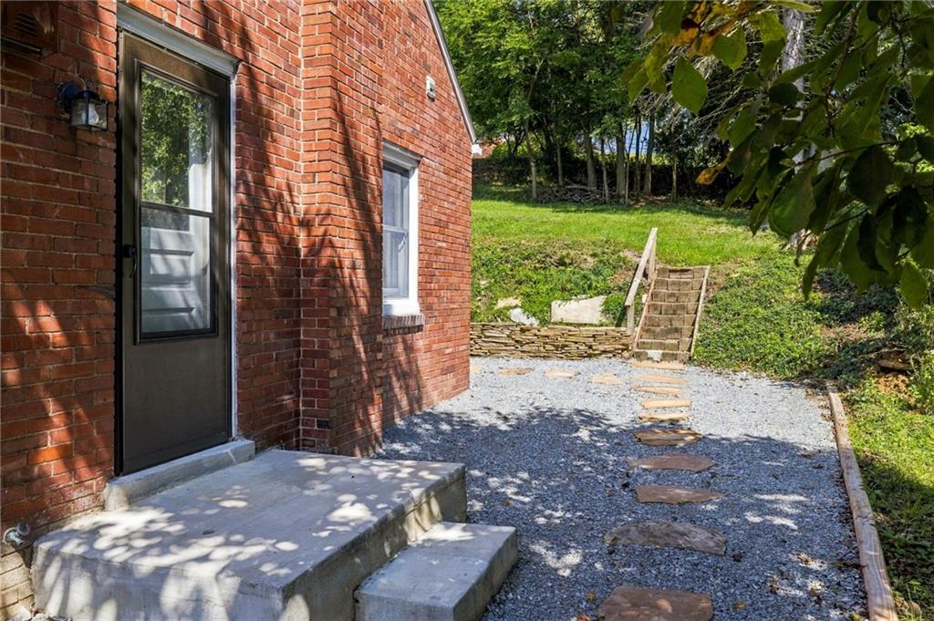 1521 Prospect Road Pittsburgh, PA 15227 - Photo 34 of 41 Gallery Image 34