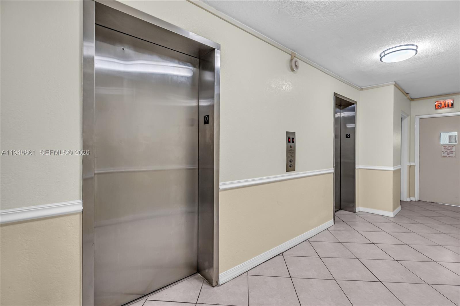 200 South Birch Road, Unit 1015 Fort Lauderdale, FL 33316 - Photo 25 of 36 a bathroom with a shower and closet