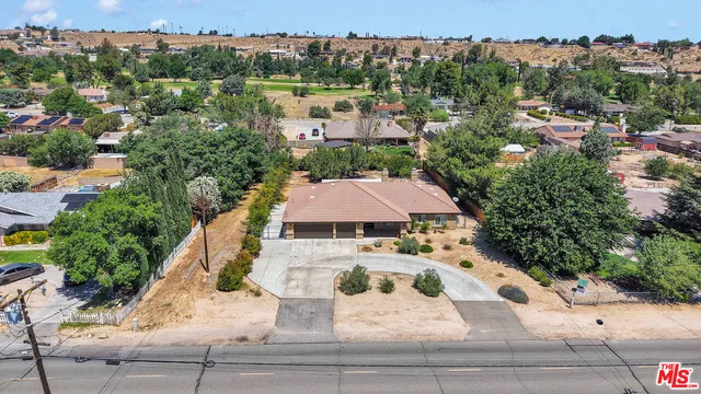$540,000 | 17594 Bangor Avenue, Hesperia, CA 92345