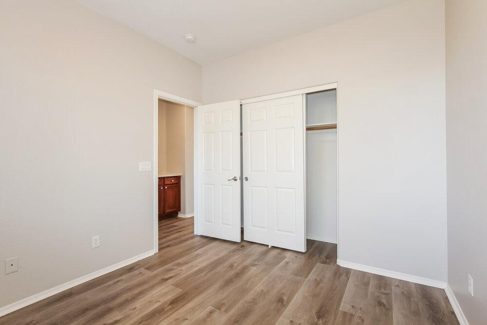 14079 West Bloomfield Road Surprise, AZ 85379 - Photo 11 of 16 Photo #11