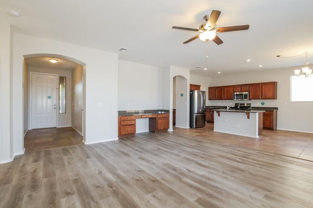 14079 West Bloomfield Road Surprise, AZ 85379 - Photo 4 of 16 Photo #4