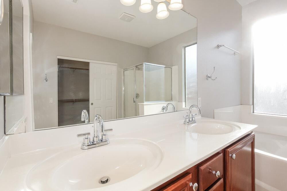 14079 West Bloomfield Road Surprise, AZ 85379 - Photo 9 of 16 Photo #9