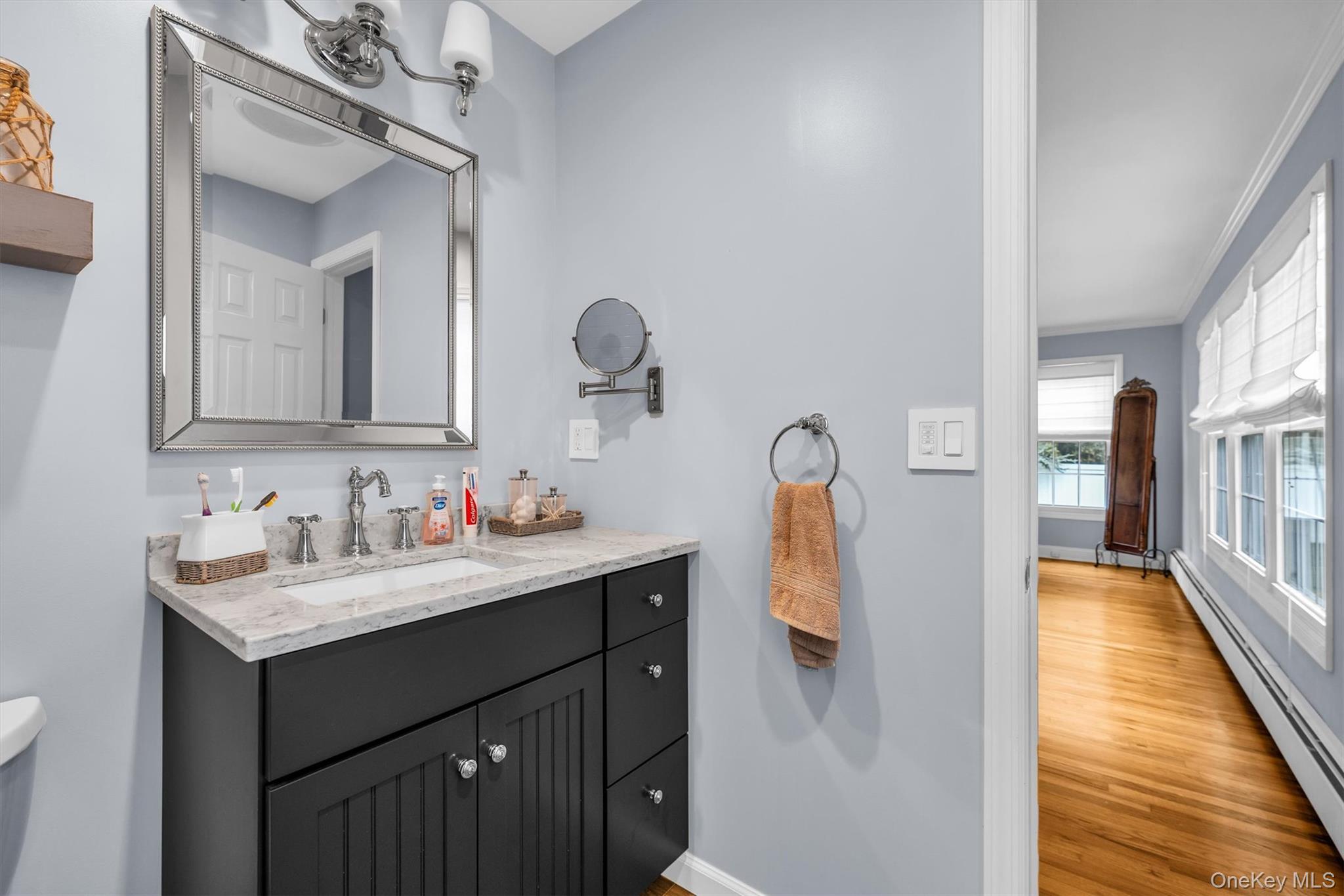 383 Munsell Road East Patchogue, NY 11772 - Photo 8 of 45