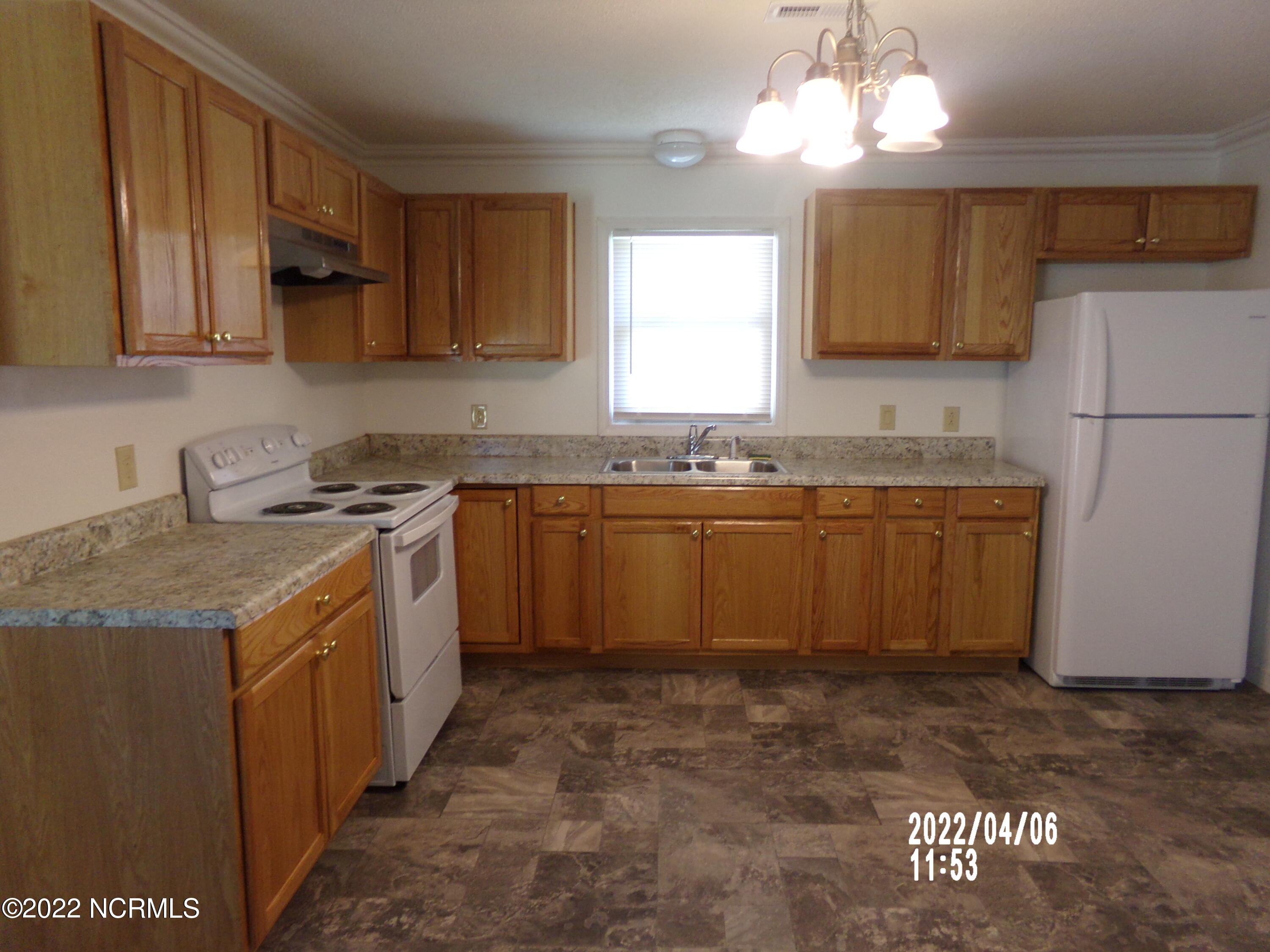 105 JD Harper Road Faison, NC 28341 - Photo 14 of 29 106_4836