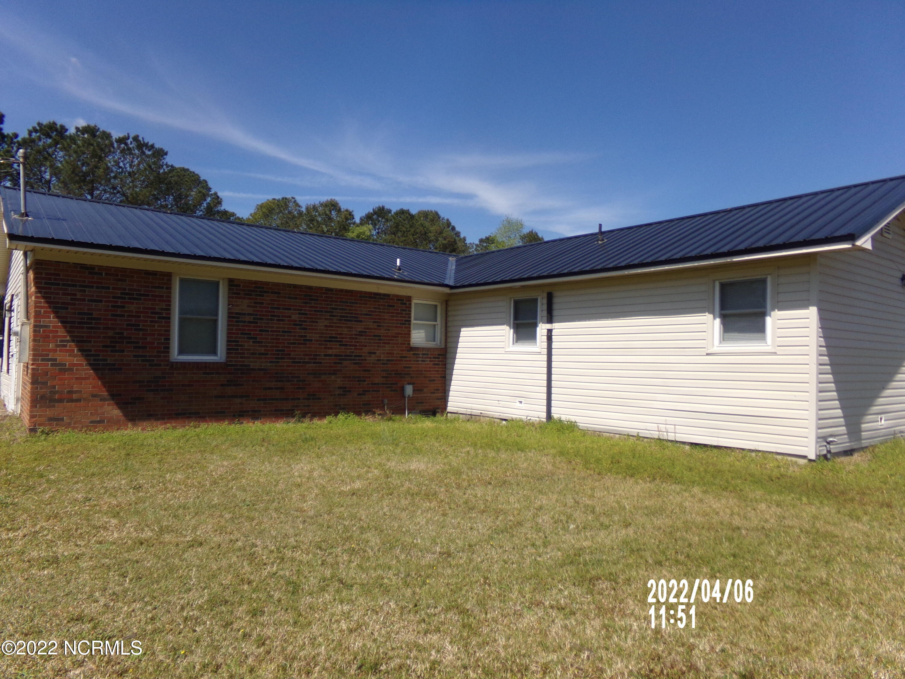 105 JD Harper Road Faison, NC 28341 - Photo 8 of 29 106_4830