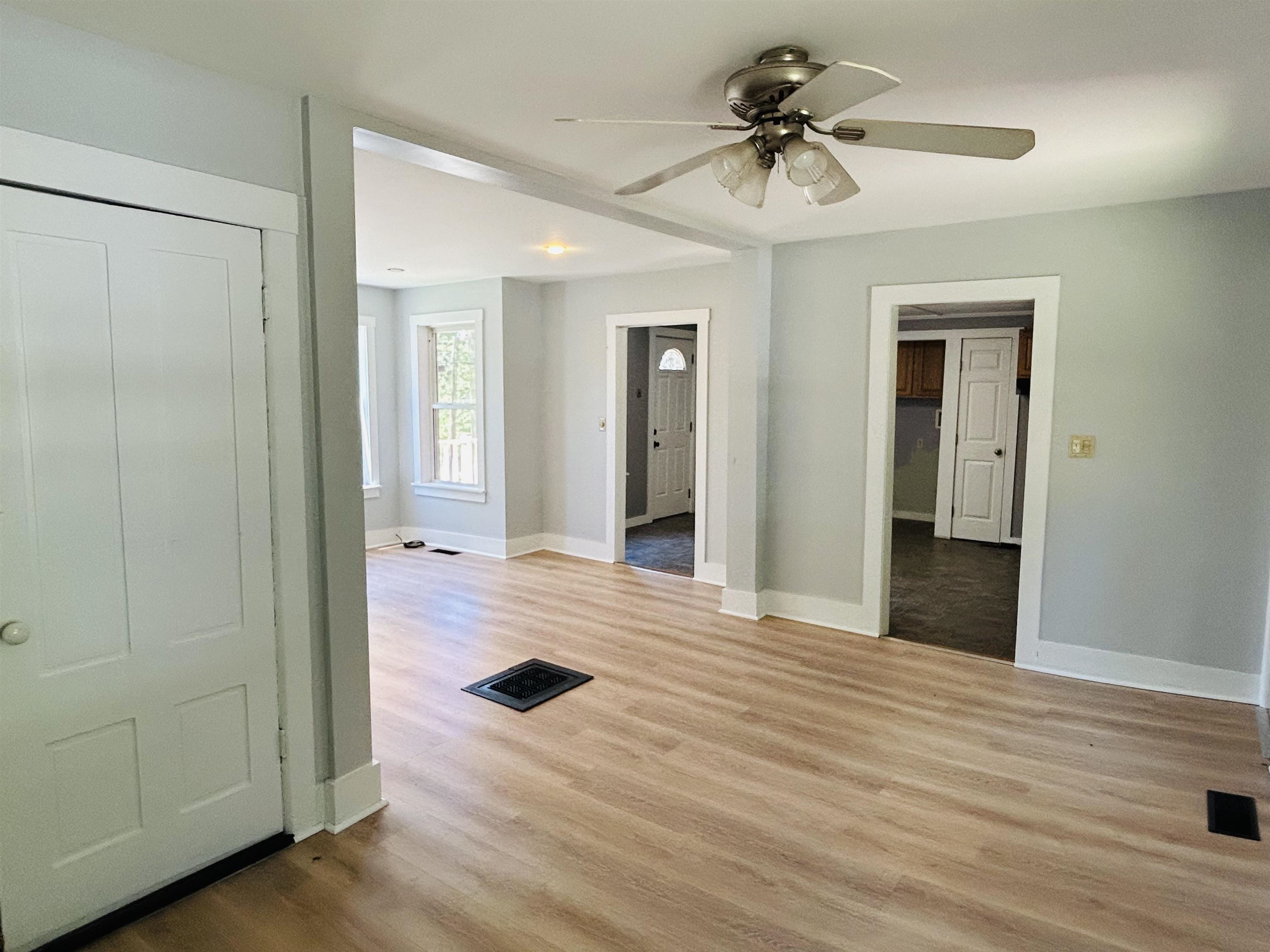 65 Mechanic Street Winchester, NH 03470 - Photo 3 of 19